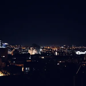 lilu-tbilisi.alltbilisihotels.com/